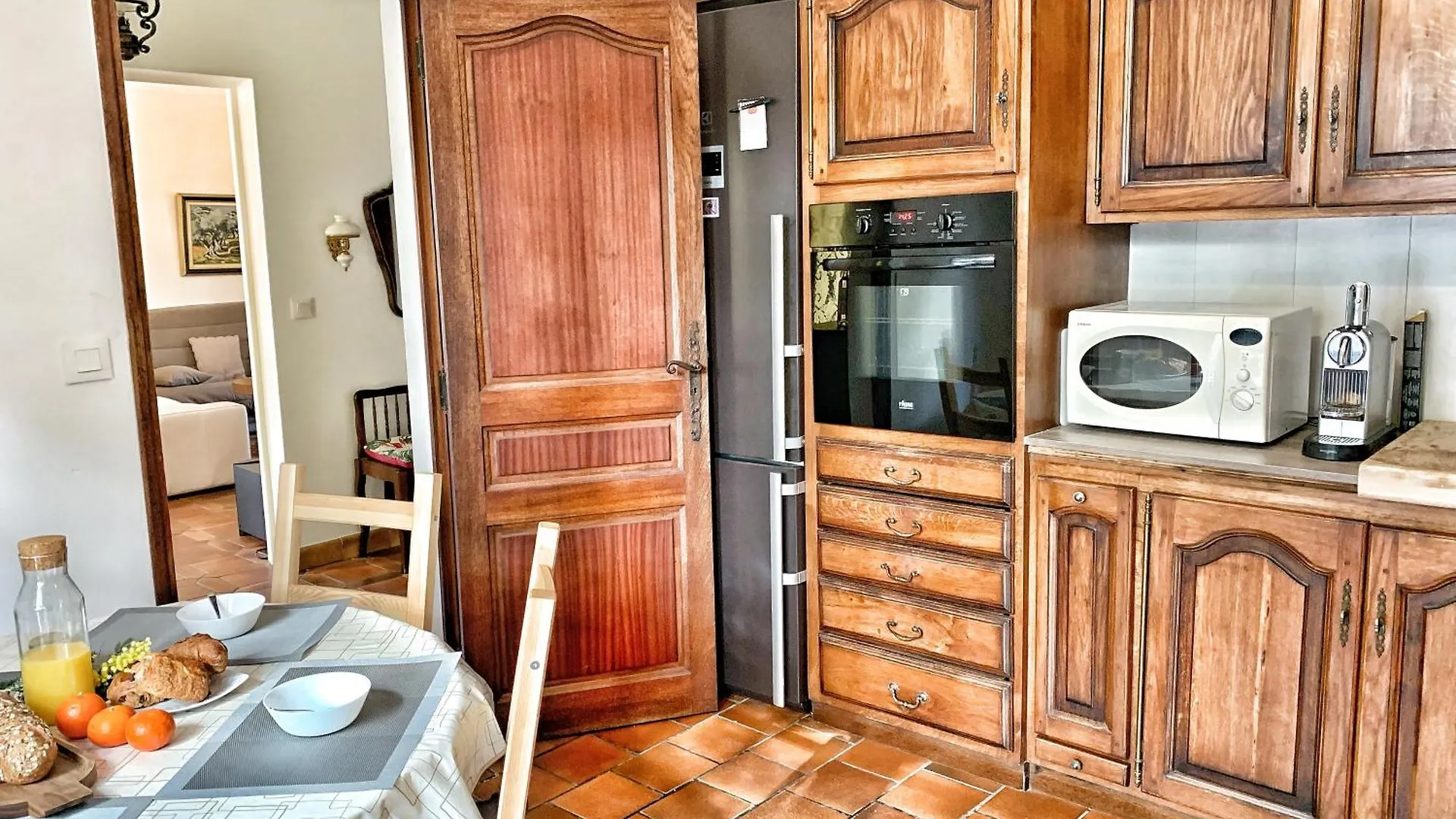 Holiday home Villa Familiale A Sanary, Climatisee, Plage A Pieds France