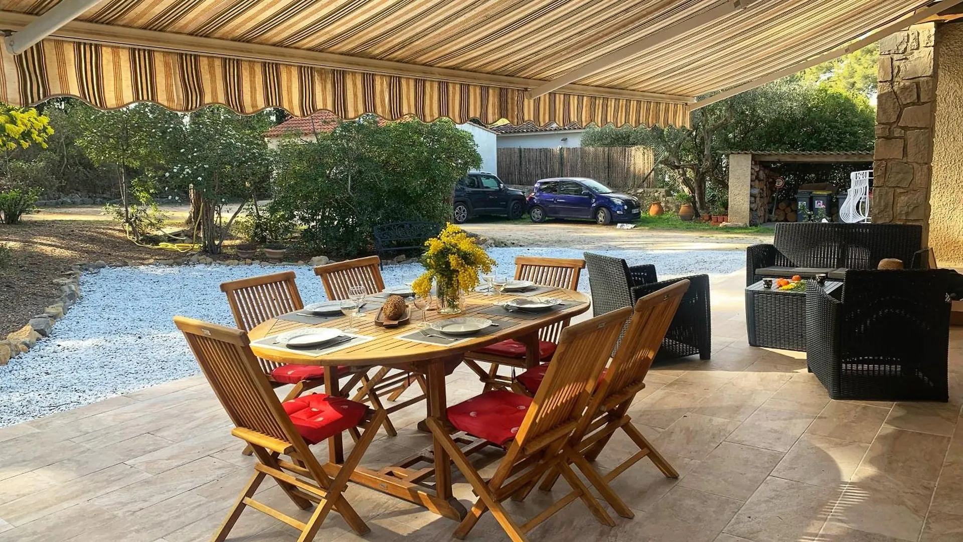 Holiday home Villa Familiale A Sanary, Climatisee, Plage A Pieds