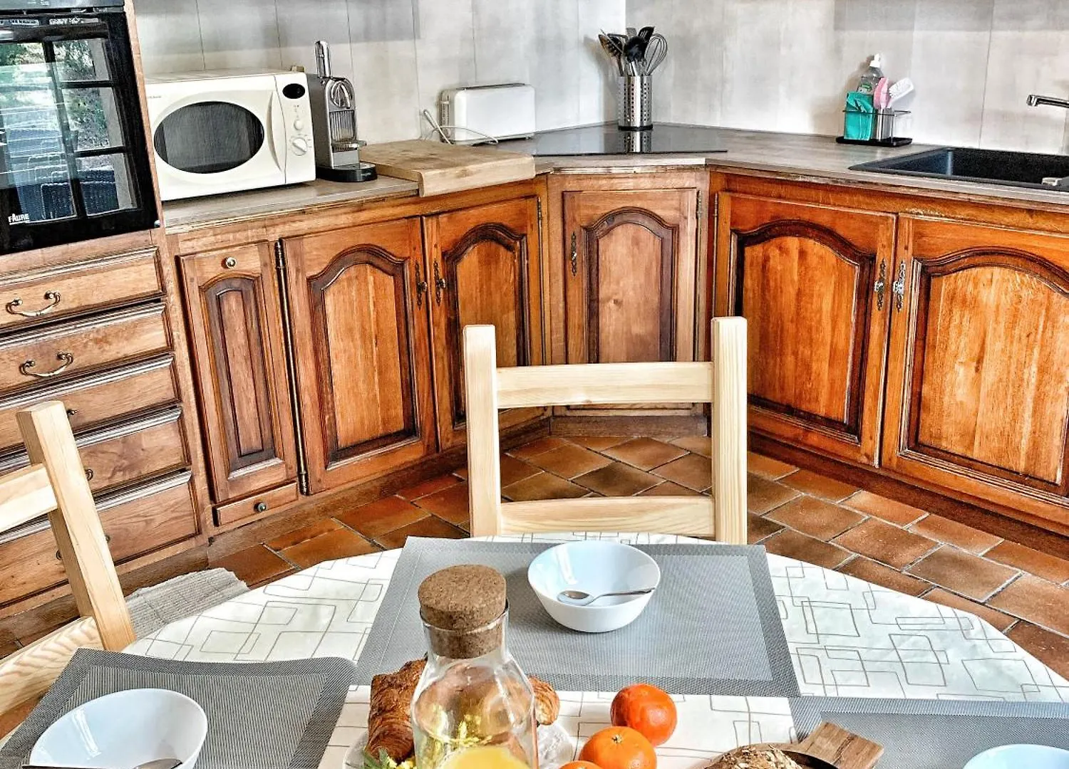Semesterbostad Villa Familiale A Sanary, Climatisee, Plage A Pieds